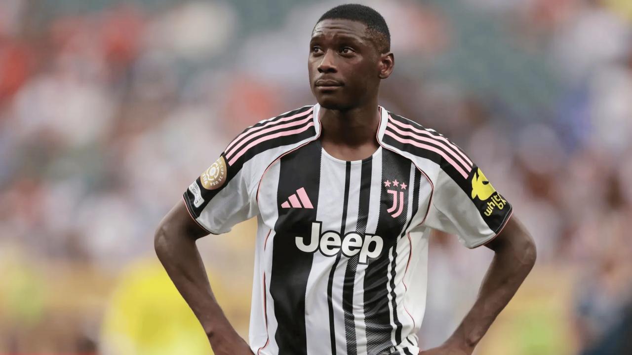 穆阿尼仍然想要加盟尤文，但要看尤文是否决定推进这笔交易。
穆阿尼将回到巴黎，但他