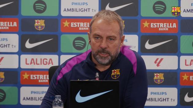 问：如果莱万多夫斯基明天不能上场，您是否考虑其他选择或尝试其他中锋人选？ 弗里克