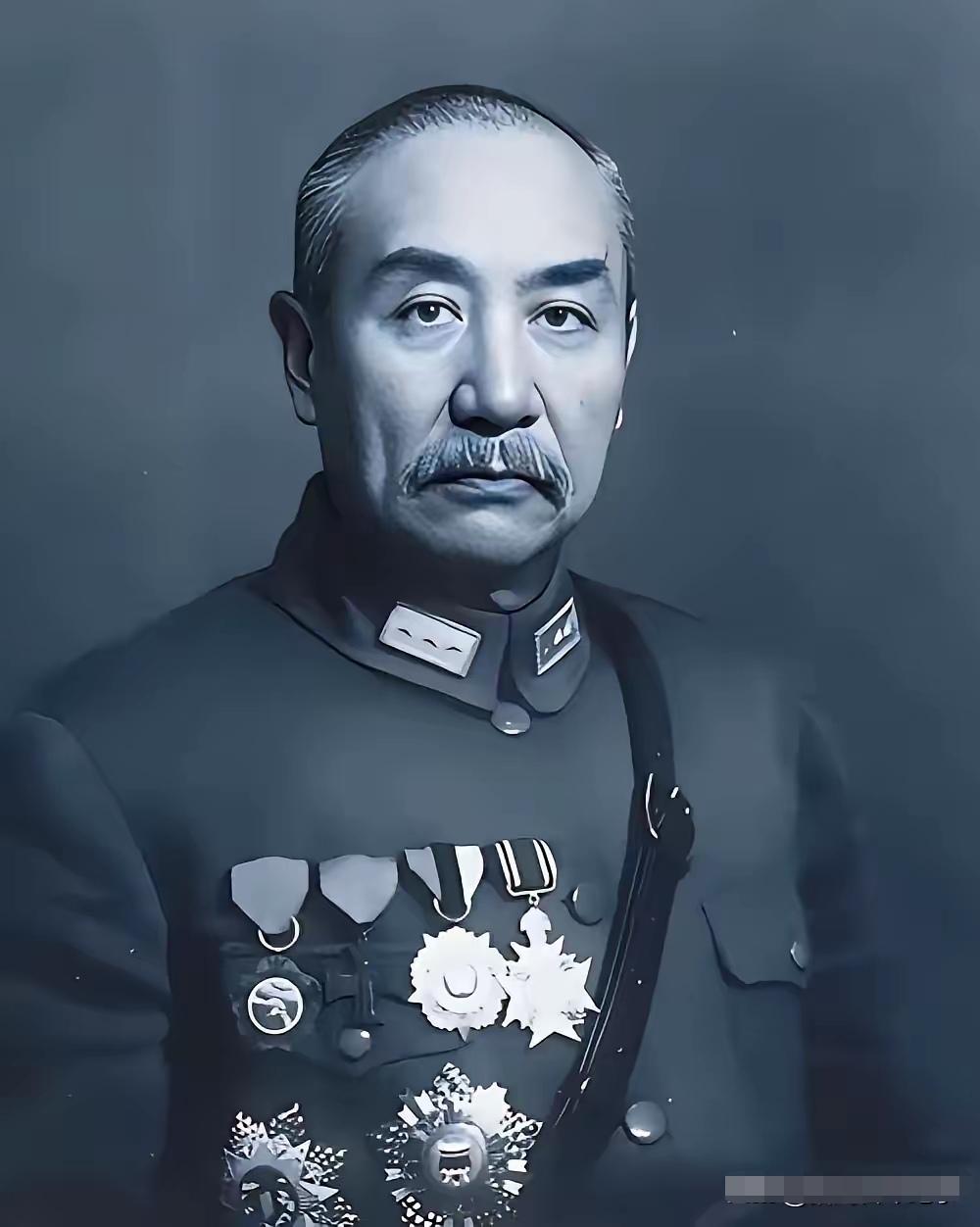 阎锡山最值得被记的，不是当了山西王，而是1937年忻口前线，他把200多门炮摆在