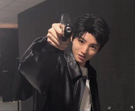 王俊凯你吓到全红婵了王俊凯，怎么能那个帅！！！怎么看都怎么帅 