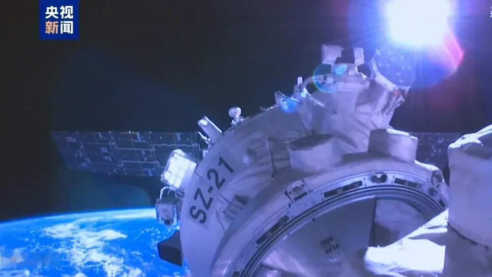 看到这一幕，真的为中国航天感到骄傲！

神州二十乘组已经开始返回，但乘坐的是神州