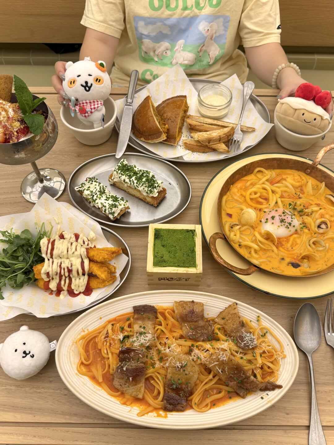 上海！！奶油风日式小食堂…好可爱！