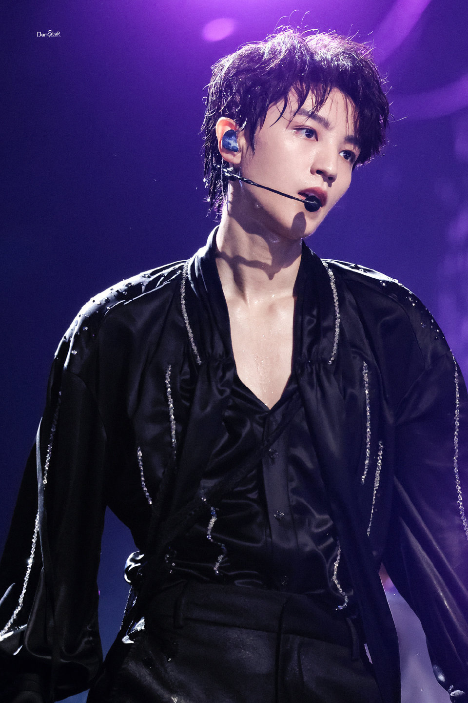 我家爱豆说啥了 “愿我们永远都不缺探索无境之旅的勇气”             