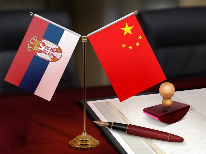 塞尔维亚受刺激了！塞尔维亚成为了欧洲首个列装中国超音速空射导弹的国家！将中国速度