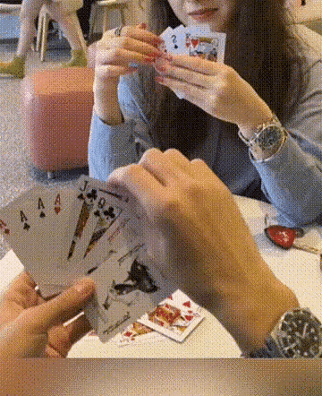 她说赢了她什么要求都答应，该怎么出在线急等