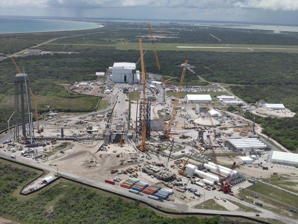 LC-36工位5月29日与本周的无人机航拍照片对比 ​​​