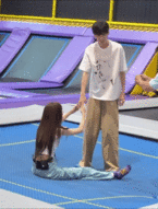 张予曦毕雯珺深情眼团综《深情眼》团综里，张予曦毕雯珺的互动太有爱，无予伦毕，求二
