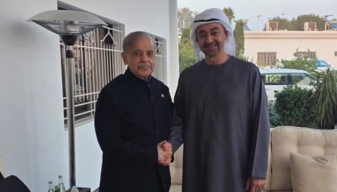 阿联酋12月30日表示，将从也门撤出其剩余部队。

阿联酋国防部突然宣布撤军，同