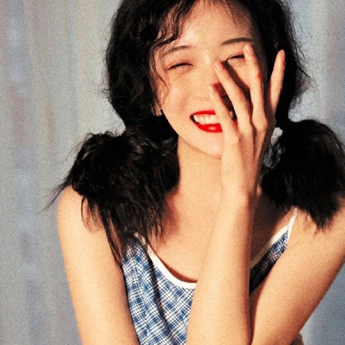 “ 说给自己：不要不开心。不要气馁。不要因为一点点小小的事情放弃所有快乐的理由。