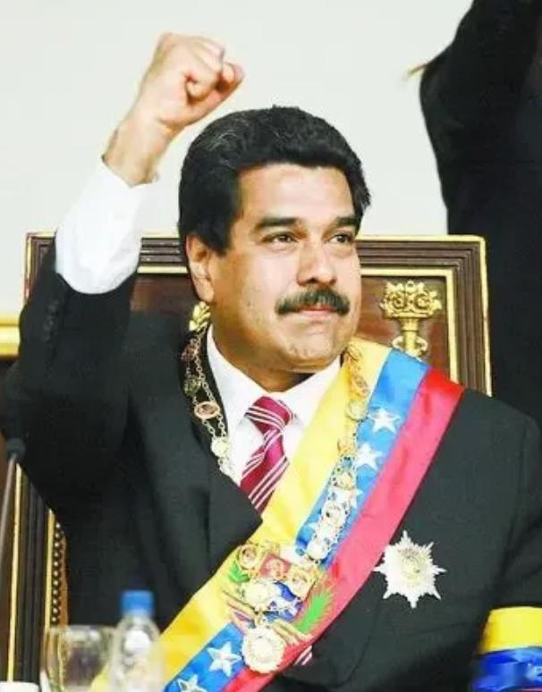 咏美军跨境抓捕委内瑞拉总统马杜罗文｜孙玉良2026年1月3日夜，美军跨境抓捕委内