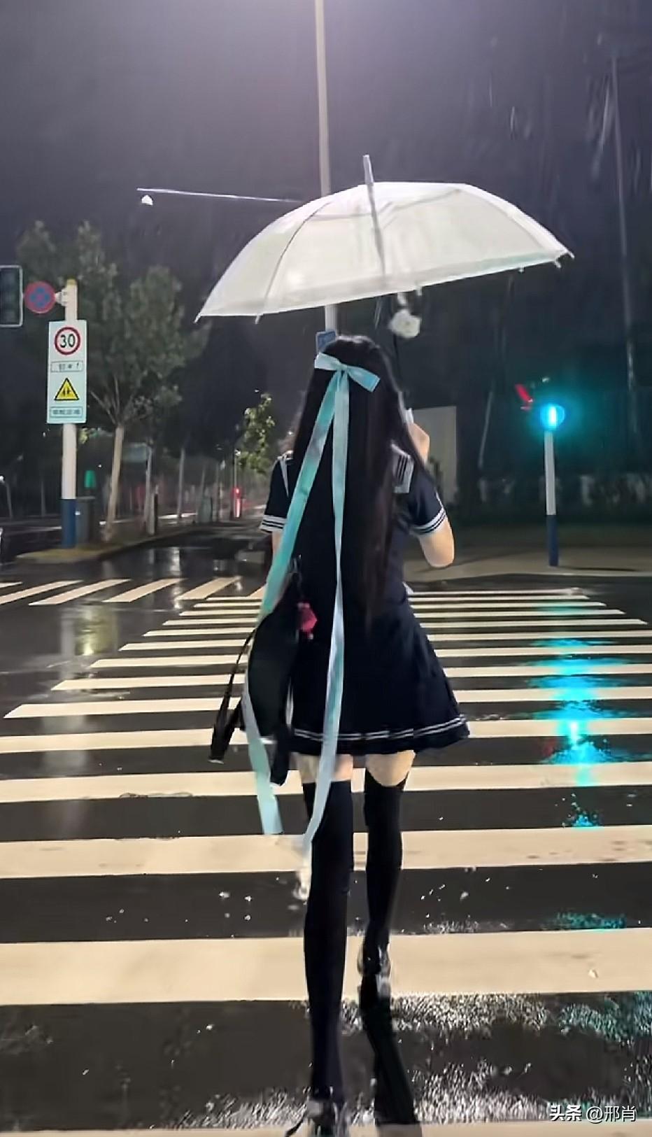 何为jk何为水手服，为何总是分不清？
