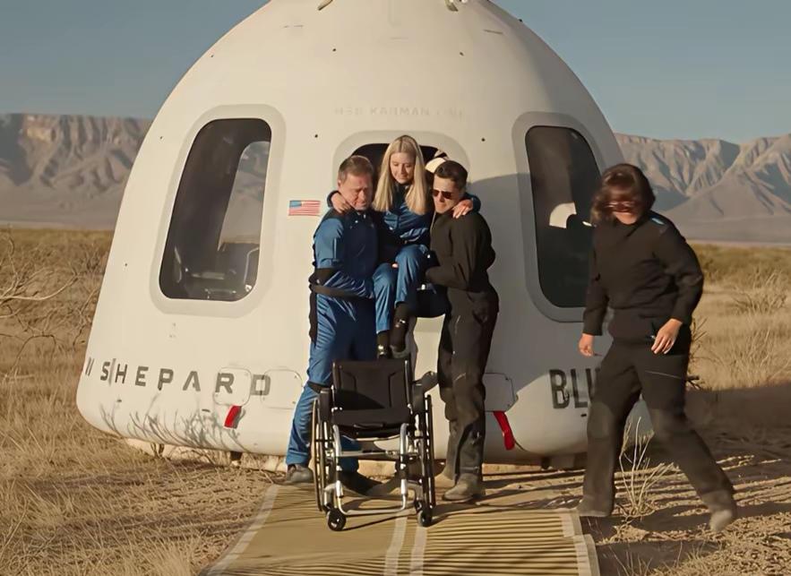 “新谢泼德”飞船，在“短时太空观光”这一细分赛道里，新谢泼德是目前最安全、最成熟