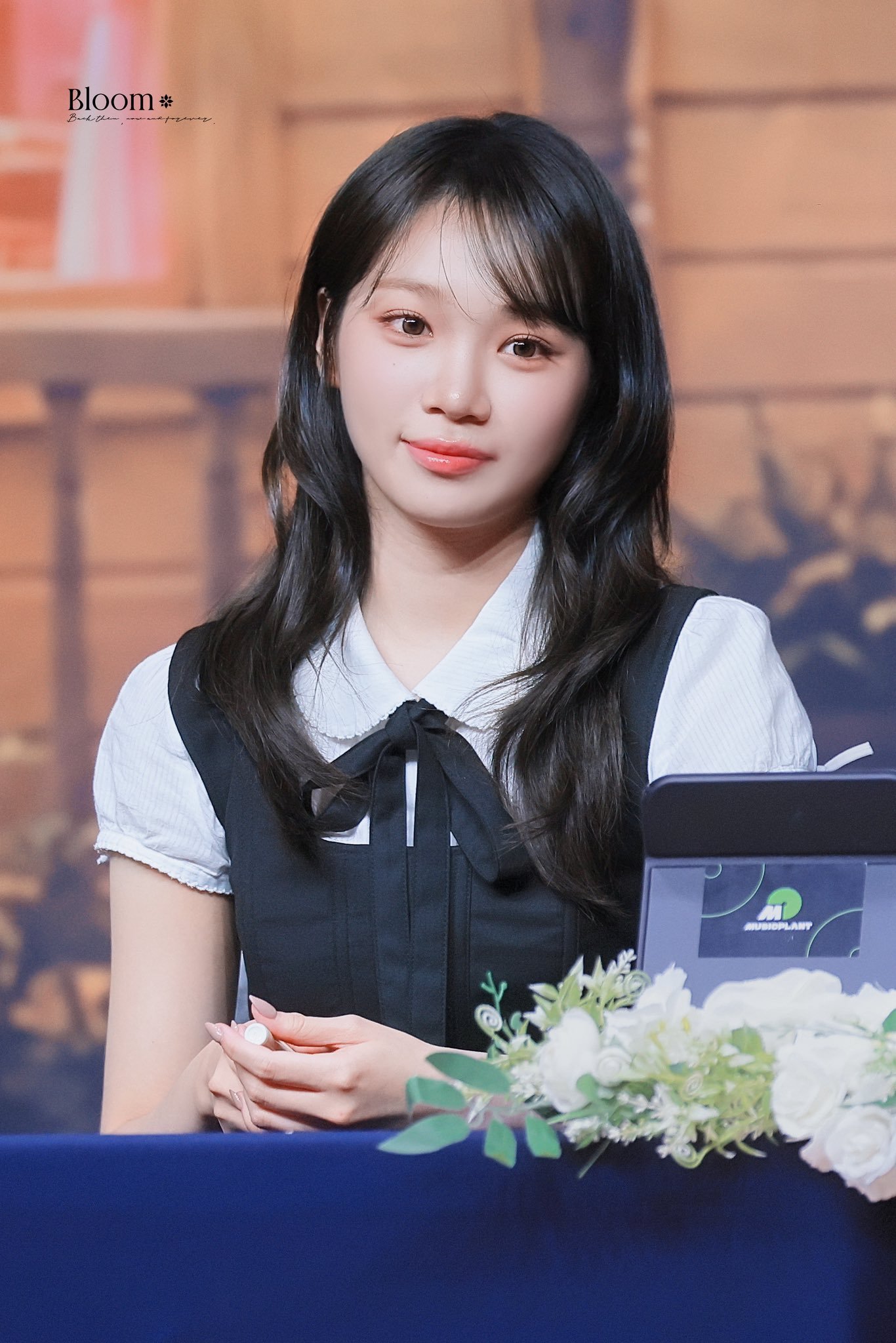 金采源 260722好美萌的发型!!!是公主👸🏻/logo 