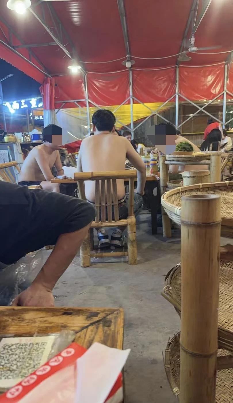 武汉已经热到打条挂了嘛？