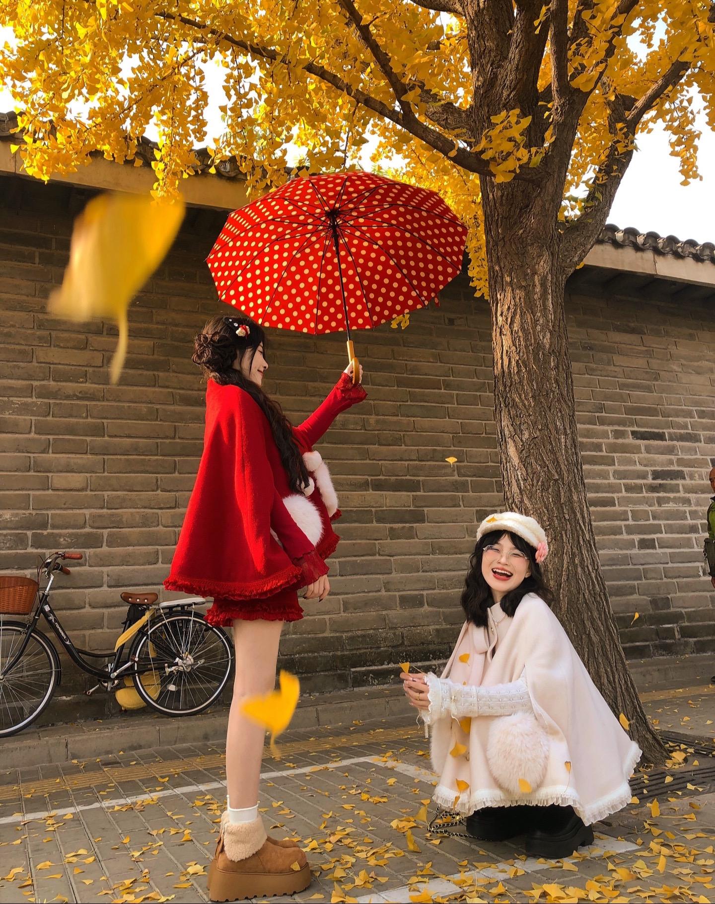 秋天过后 便是你我的第一个冬 此外 便是无数个春秋