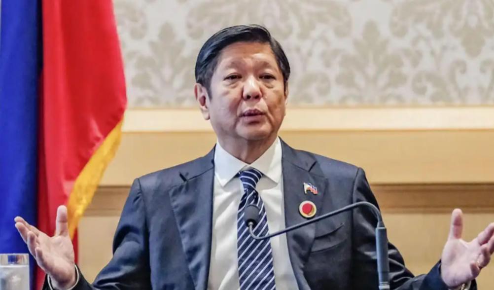 比任何一艘航母更可怕的，是全世界悄然达成了一个共识：中国不会打仗。

8月下旬，