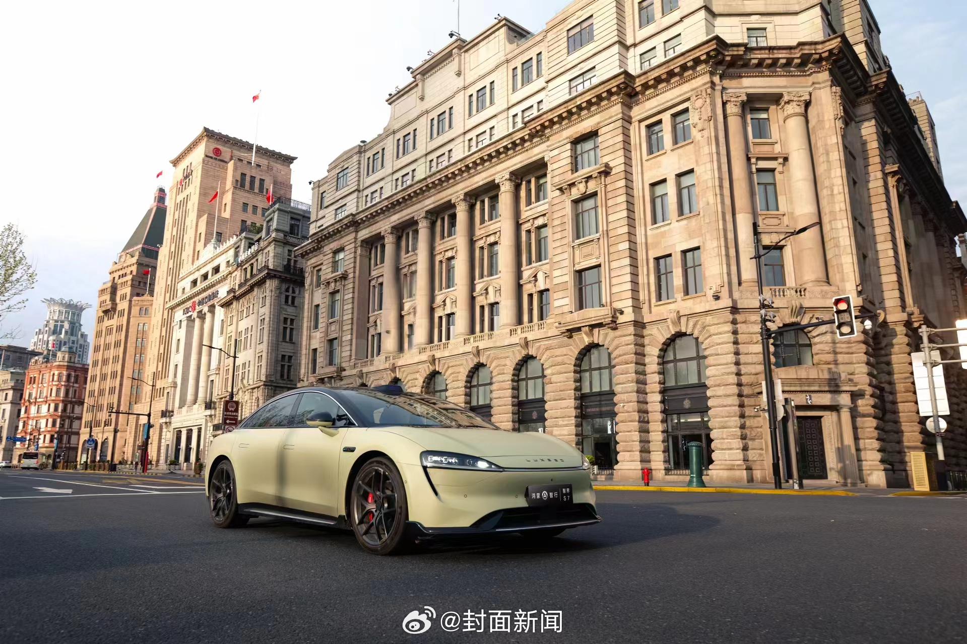 【网友喊话余承东增加智界S7配色，余承东下场回应：安排】昨日，华为Pura70系