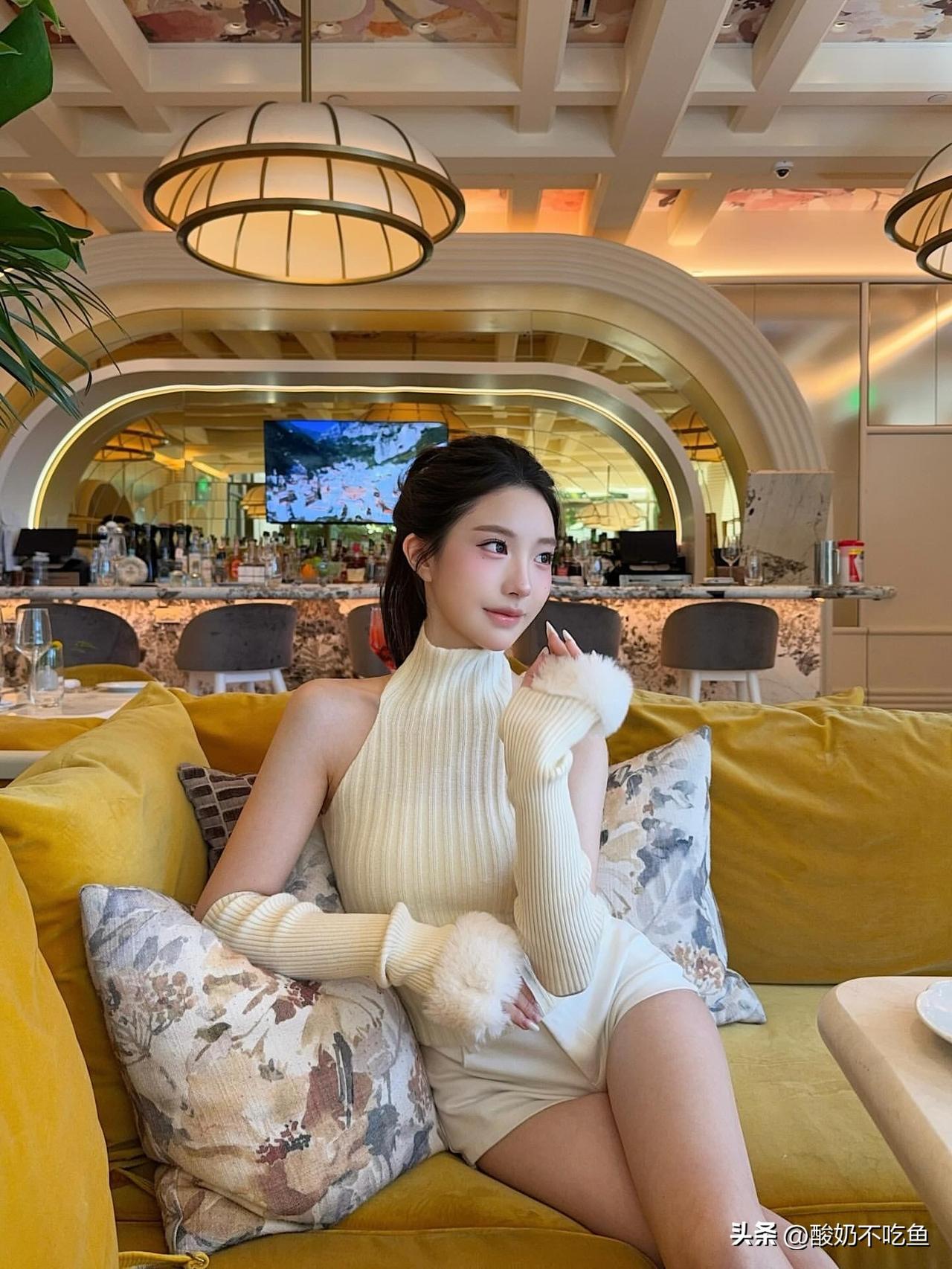 性感与可爱并存是什么体验?这个世界上有两种故事的模版，都很受观众朋友们都喜欢，一