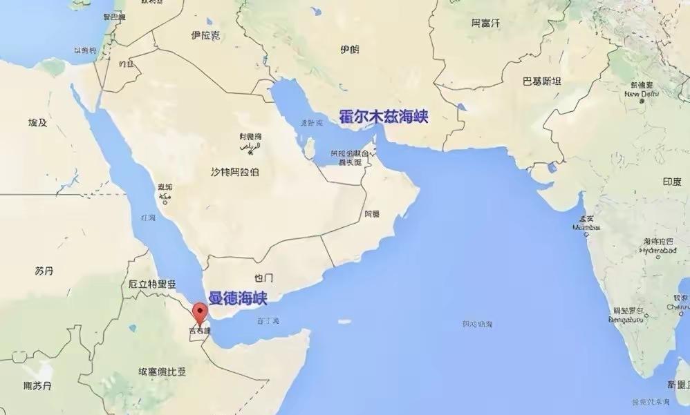 胡塞武装这一招瓮中捉鳖真是高，要了命了。胡塞武装要封锁曼德海峡！胡塞武装如果封锁