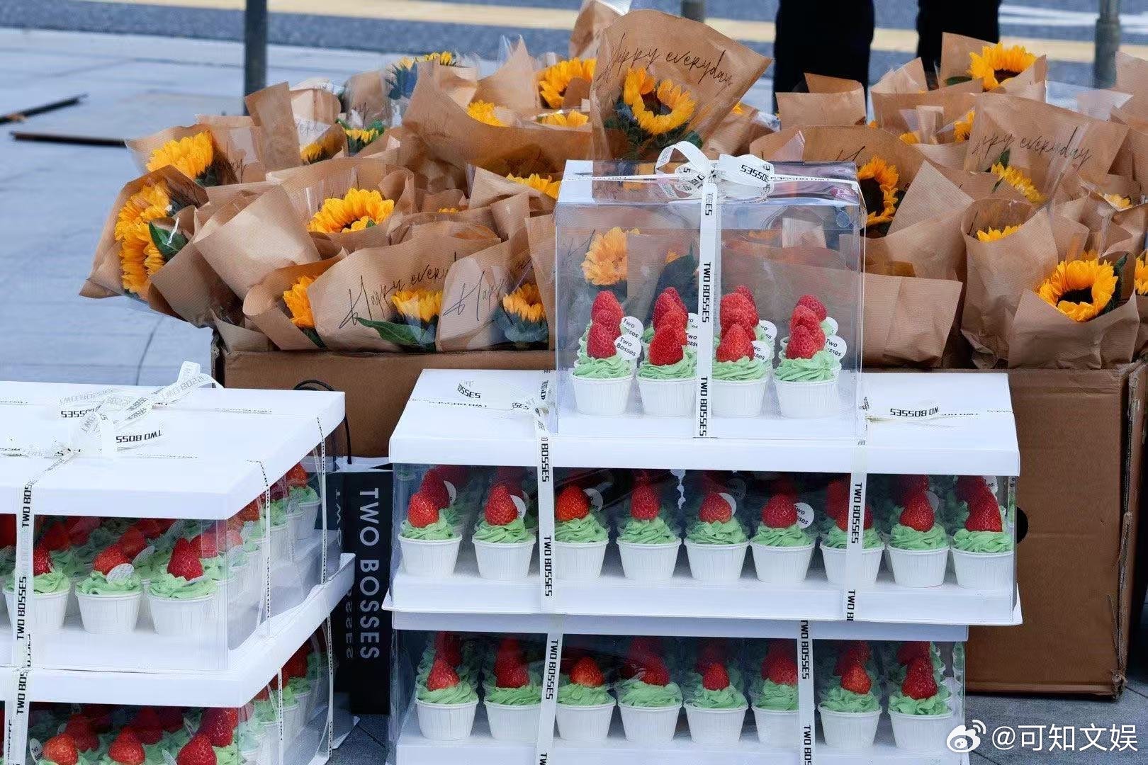 李昀锐跨年逆应援粉丝李昀锐浙江跨年逆应援粉丝李昀锐跨年逆应援粉丝，爱了爱了， 