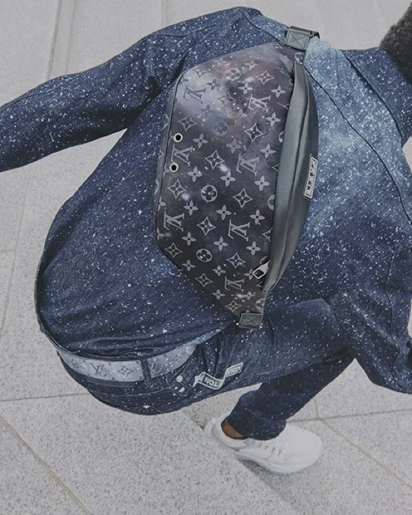 浪漫的人去看星空🌃 时髦的人直接穿星空🌃👉超美 超帅气✨Louis Vui