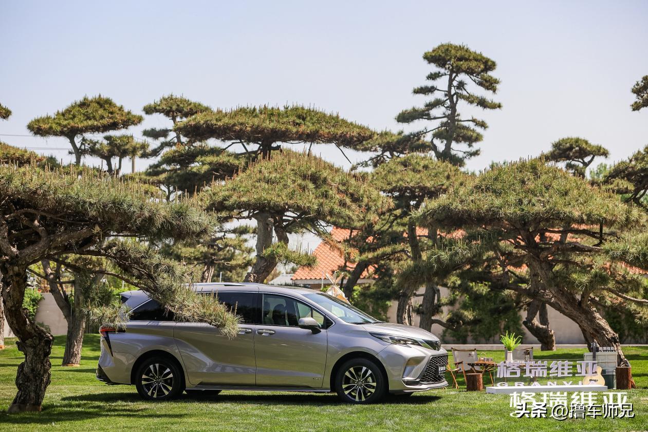 作为一个汽车博主，身边的朋友在咨询我买车建议的时候，往往会提出一些“既要、又要”