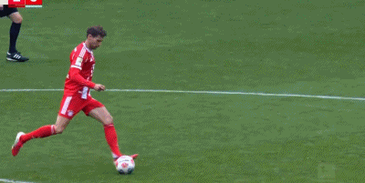 德甲】拜仁4比0柏林联▼精彩时刻：第43分钟，奥利塞停球内切破门一气呵成，拜仁1