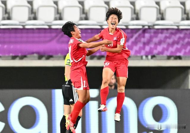 干得漂亮！世界杯8强出炉 朝鲜2-0日本女足 英格兰惨败 1/4决赛出炉
北京时