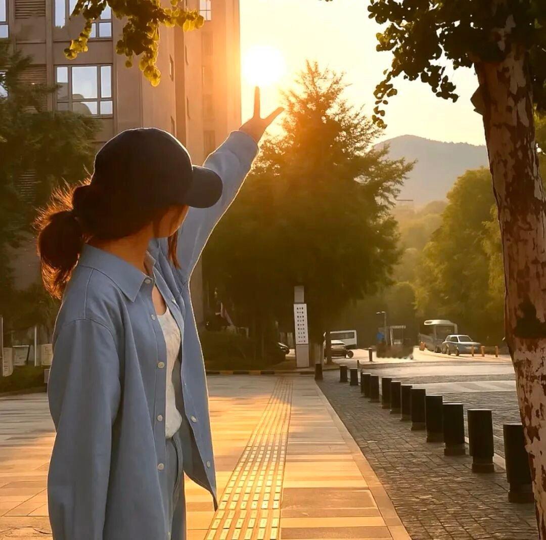 𝓐𝓵𝓵  𝓲𝓼 𝔀𝓮𝓵𝓵心有阳光，何惧风霜眼里有光，才能把日子