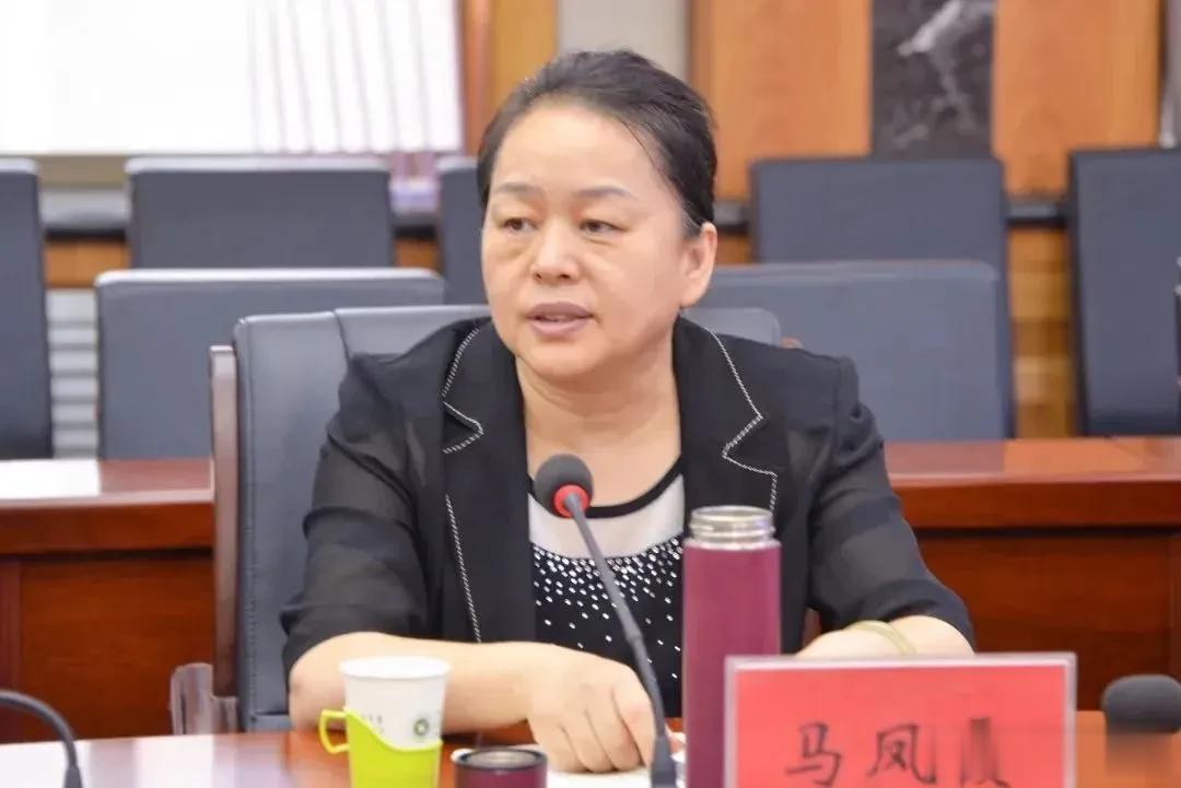 突发突发，省纪委女纪检“内鬼”马凤霞被查！

刚刚，权威媒体发布消息，内蒙古自治