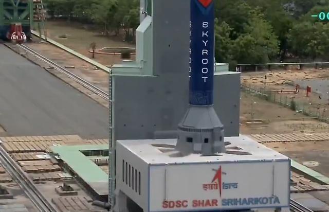 7月18日，印度商业航天终于跨过了那道最难迈的门槛。
当天中午12时05分，印度