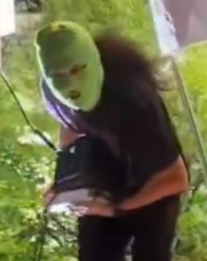 丢人现眼的民族败类........日前，骚扰我驻外机构的就是这副嘴脸？这特么与曱