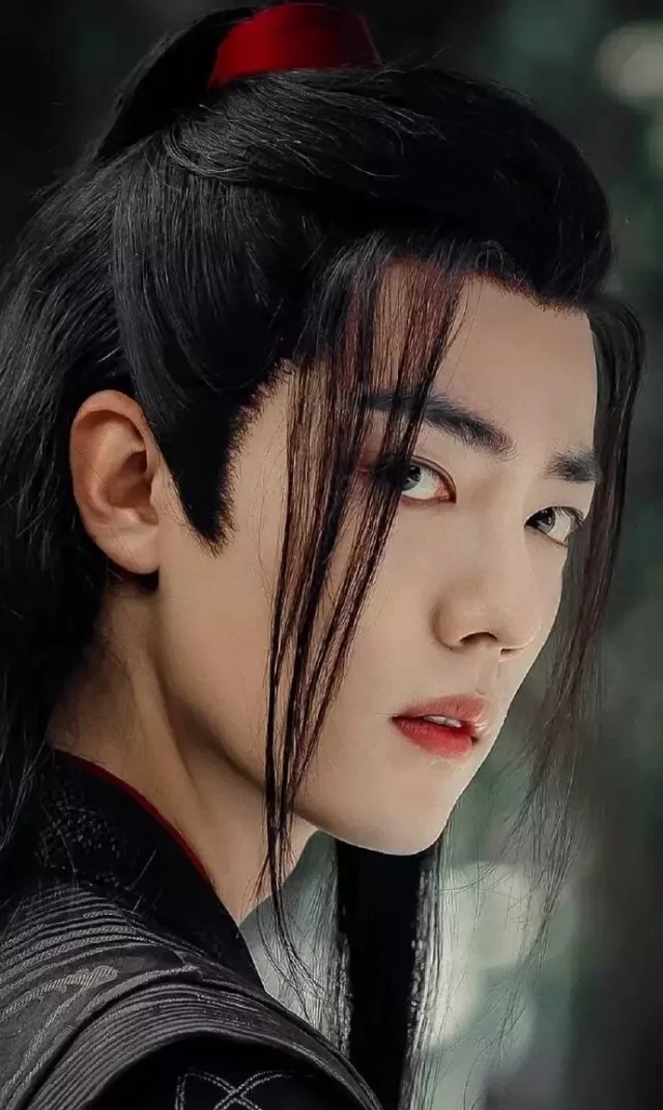 肖战肖战 肖战工作室日常见肖战 “心动的开关，由你掌控” 𝓣𝓱𝓮 𝓼𝔀