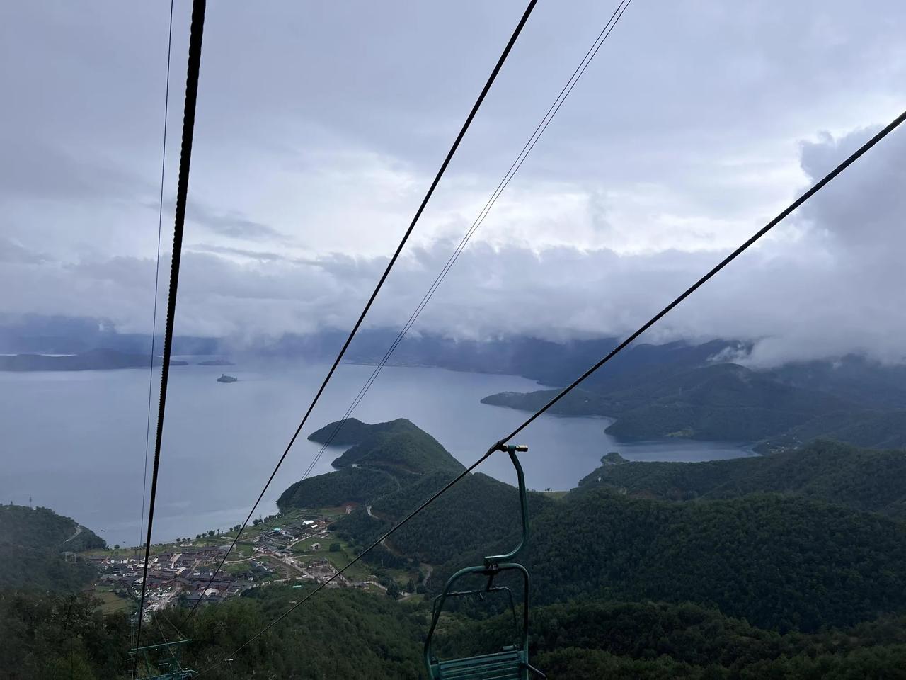 人找不到对象绝对自身问题
年纪一大把还单着的
不是挑三拣四就是不知道自己几斤几两