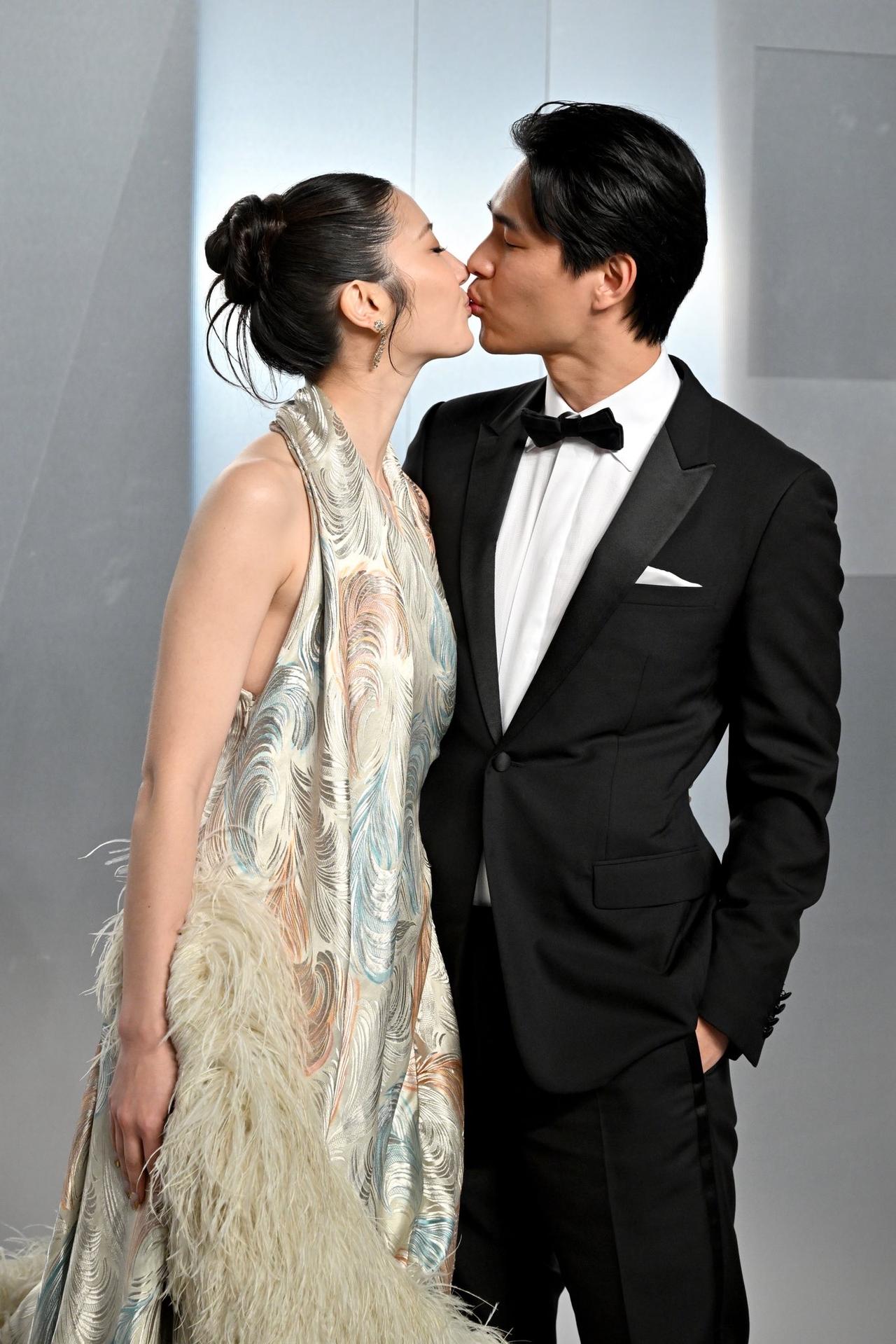 祝福她，拿了奥斯卡