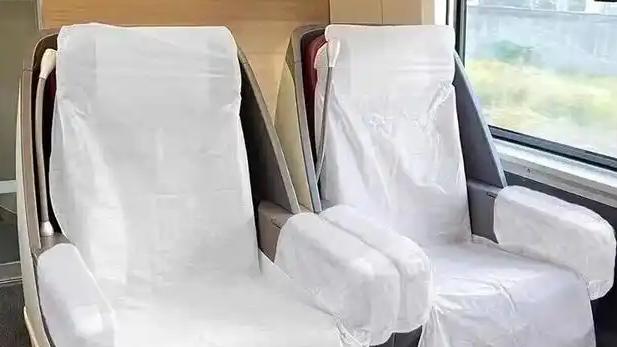 【高铁座椅成HPV感染"重灾区"？刚刷到这说法，我差点把刚下单的座套退了】
这两