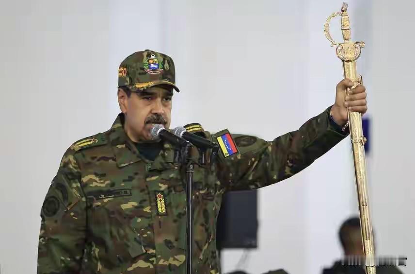 做出让步，马杜罗想让美国给 18 个月的宽限时间，18 个月后他就辞职。这个条件