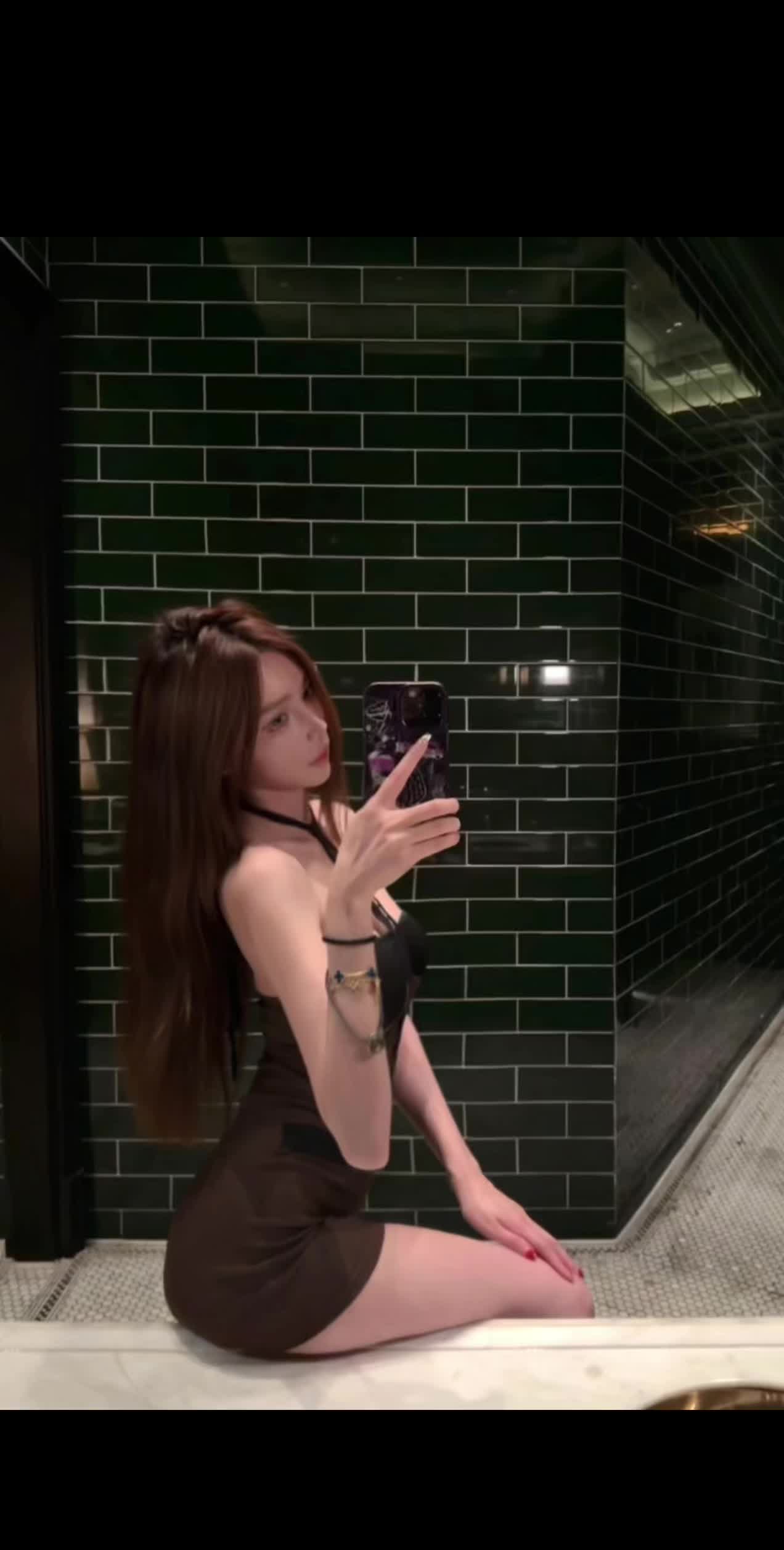 脆弱一下就行了 你这个长相别没完没了的了