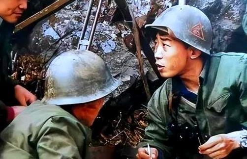 1983年寒冬，老山前线一位年轻的排长含泪写下血泪控诉，恳请上级为他伸张正义。原