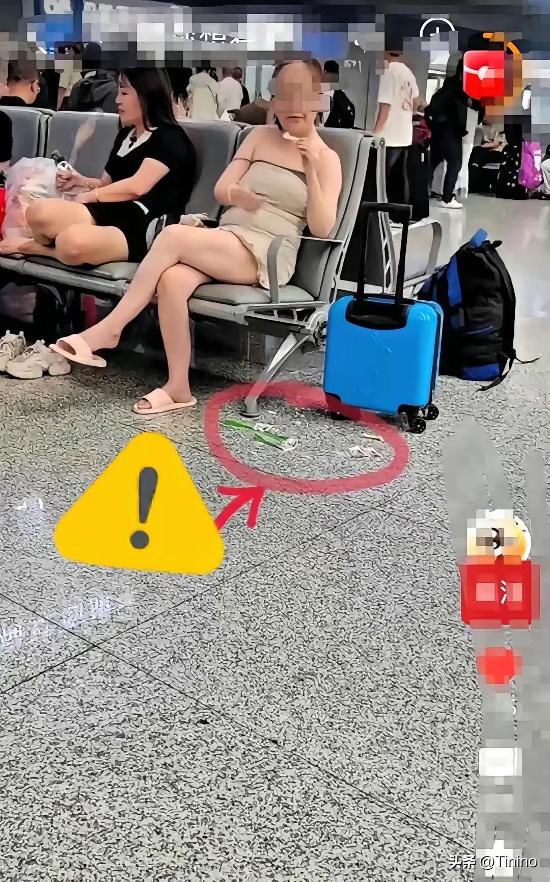 最让人无语的一类人：不骂人、不闹事，却把公共素质丢光了

在候车大厅见过形形色色