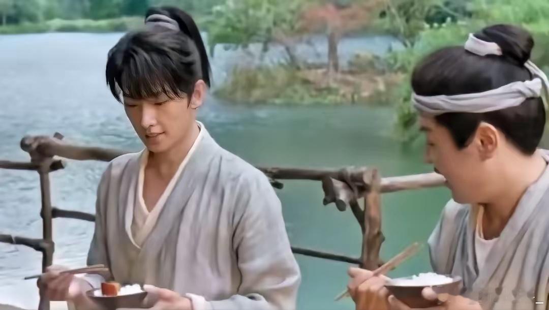 《凡人修仙传》里，最让人心疼的人，根本就不是韩立，更不是墨彩环，而是张铁，共情能