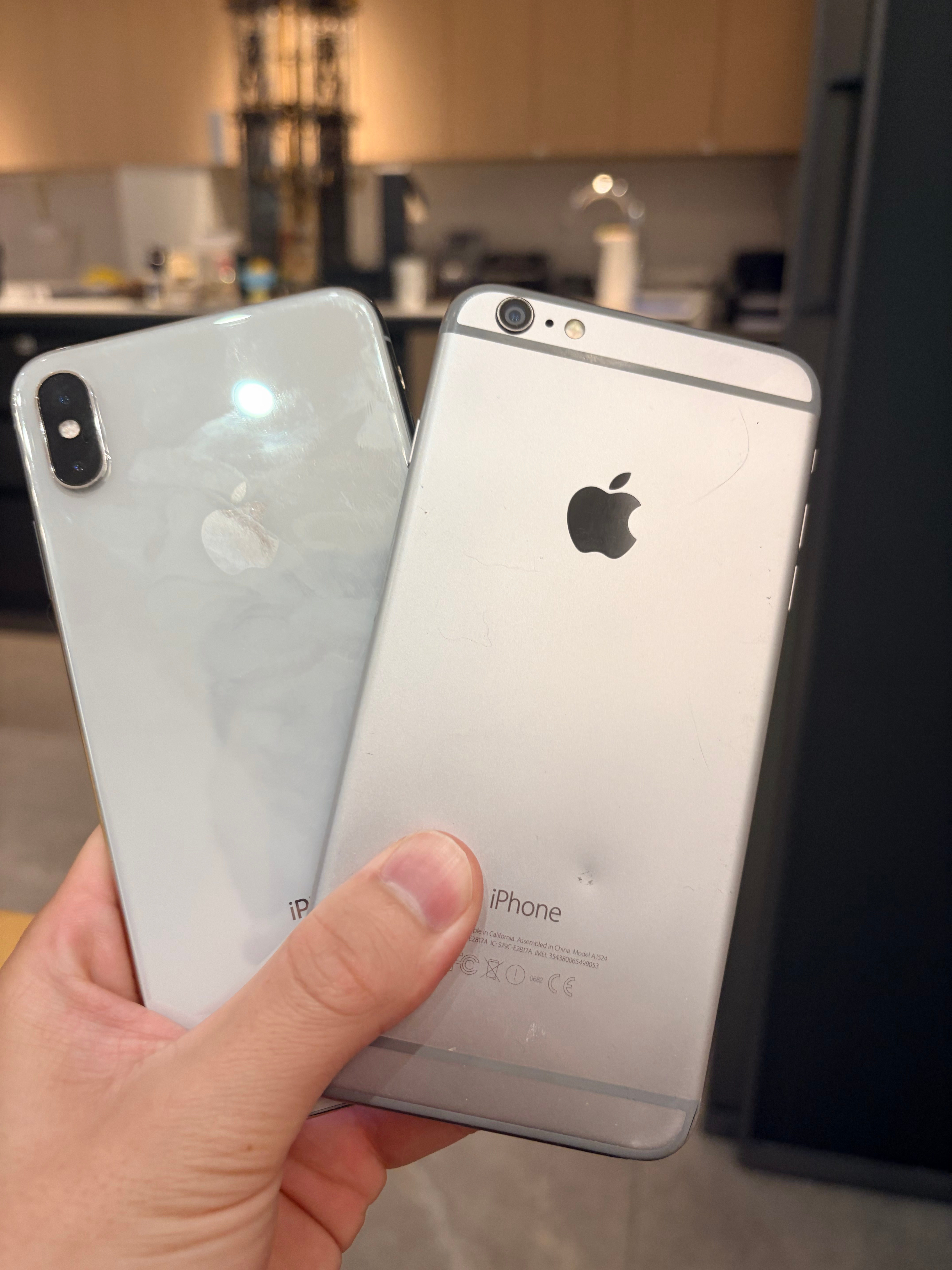 别闹了，旧手机涨价是真，但没这么离谱，我看黄牛是想顺势炒作起来出货，就算复用手机