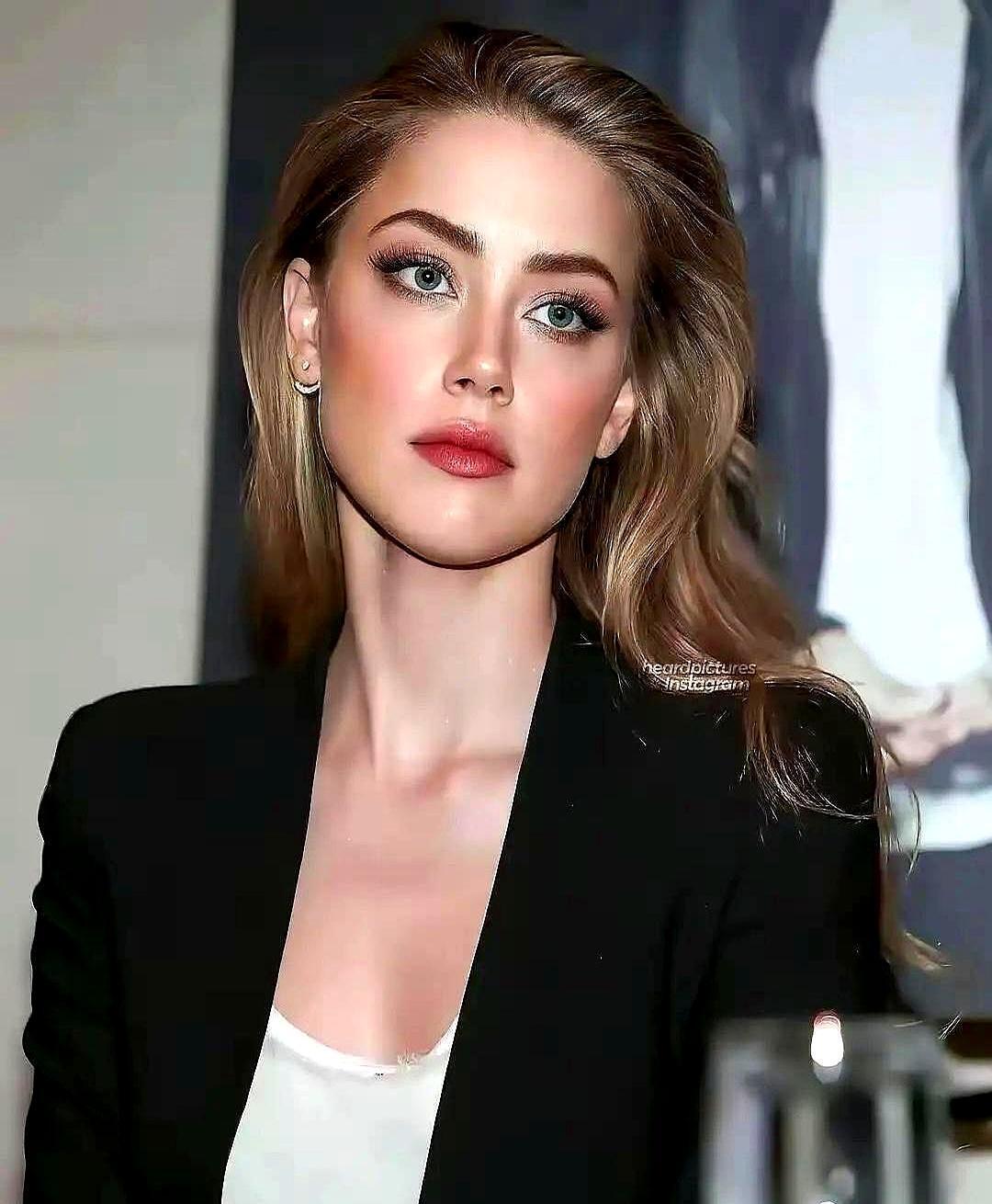 《海王2》一上，梅拉只剩4分22秒，台词11句，比预告片还短。
 
马斯克当年一