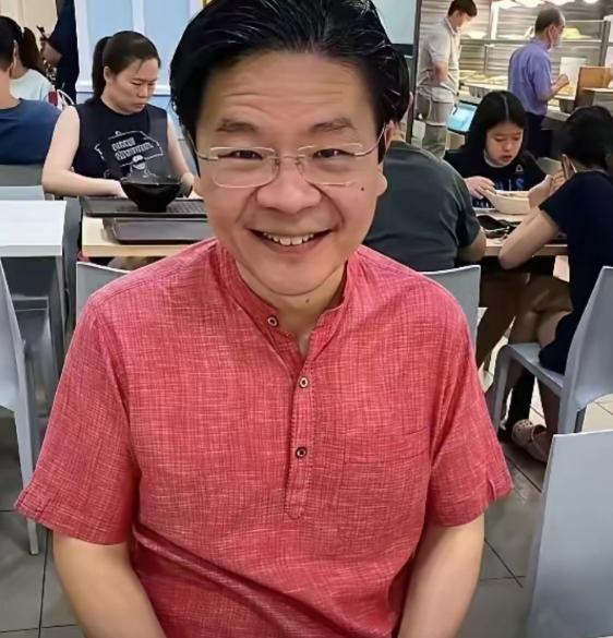 新加坡的这点小心思，谁还看不明白？七成半华人用筷子，印裔不到一成，结果总统是印裔