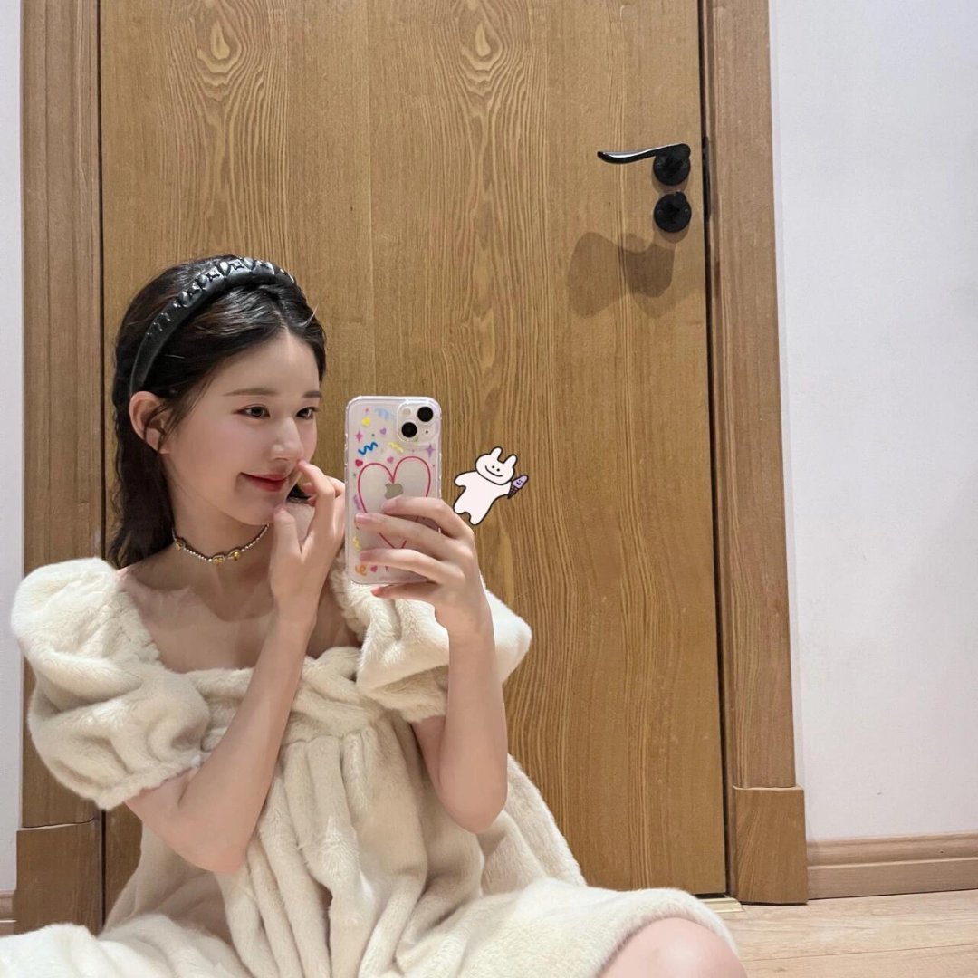 💜赵露思 整个人奶呼呼的 
