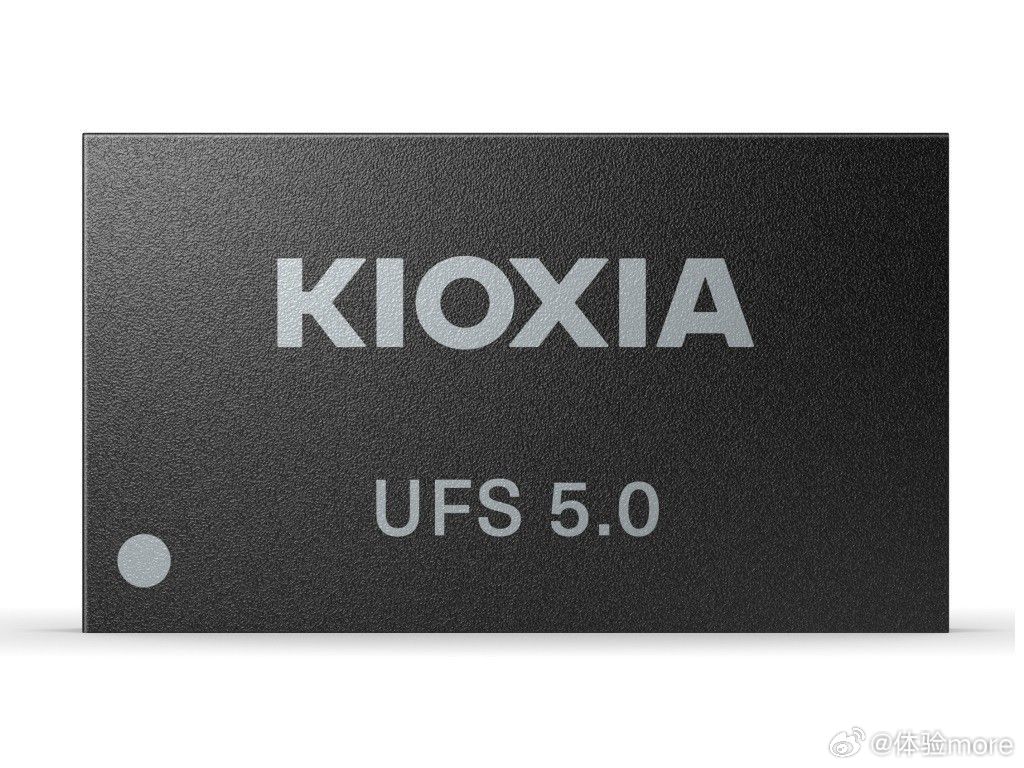 铠侠已出样UFS 5.0闪存，可选512GB和1TB容量，在双通道配置下可实现约