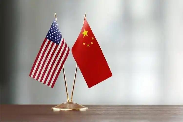 著名投资家经济学家单伟建分析得出：中国工人成本效益是美国的7-20倍。
单伟建在
