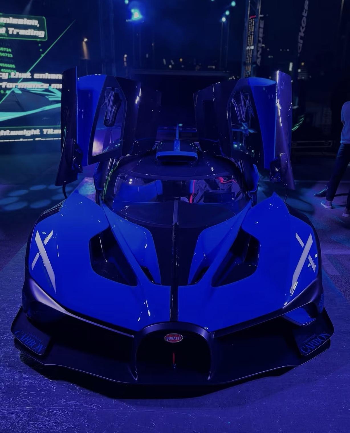🇦🇪·迪拜｜Bugatti Bolide 交付 📷:skjall...