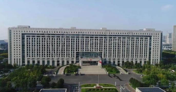 三类岗位将逐步脱离事业编制
首先，部分高校教师岗位将经历一场深刻的转型，过去，他