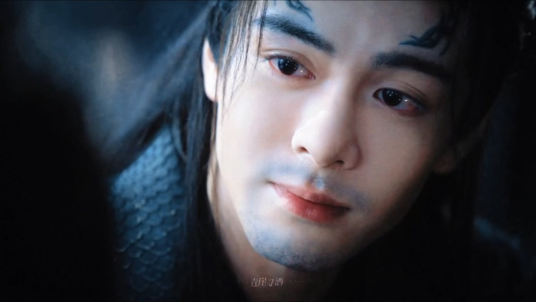 曾舜晞正得发邪曾舜晞暗室里的极致拉扯暗室里的拉扯感太让人上头！曾舜晞把武拾光的占